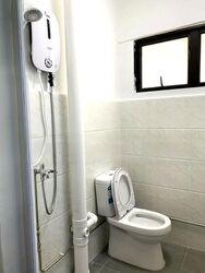 Ang Mo Kio Avenue 10 (D20), Retail #451118791